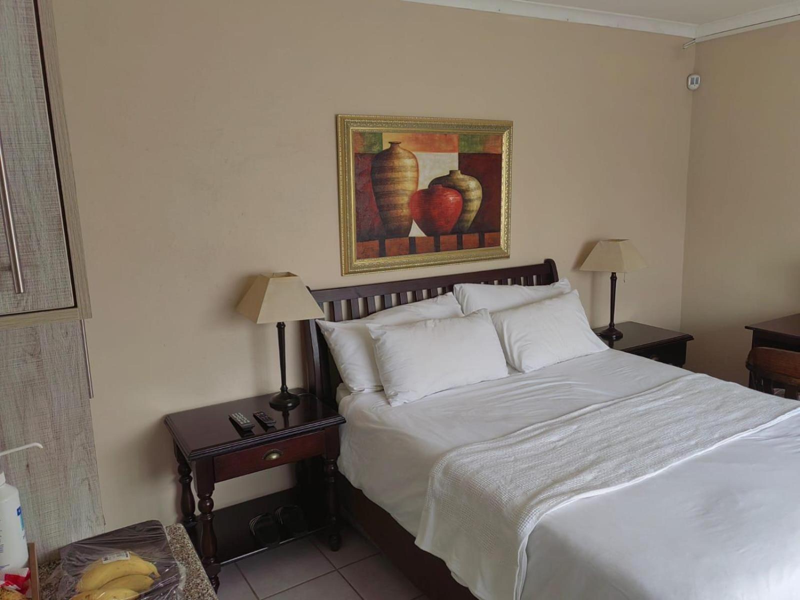 Sibahlenomhlambi Guesthouse สปริงส์ ภายนอก รูปภาพ