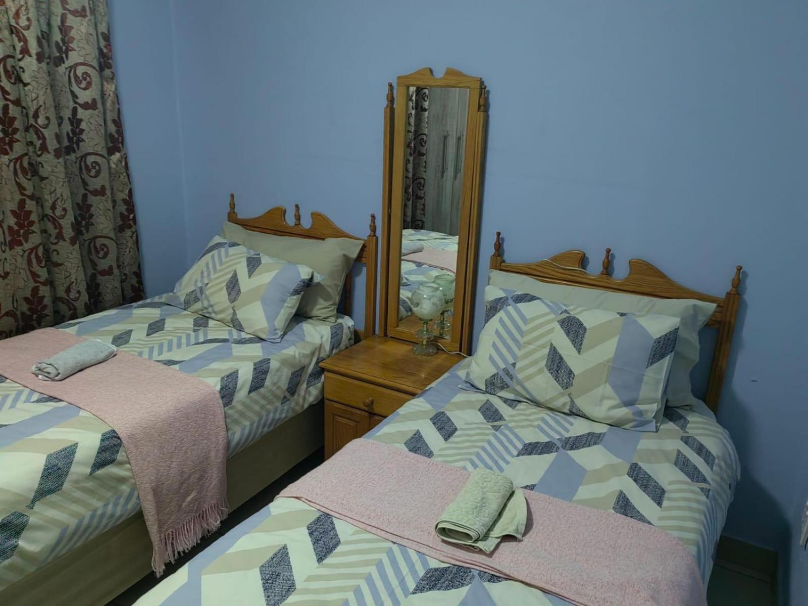 Sibahlenomhlambi Guesthouse สปริงส์ ภายนอก รูปภาพ